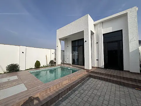 Satılır 3 otaqlı həyət evi 90 m² — Bakı 3 otaq 90.00 m²