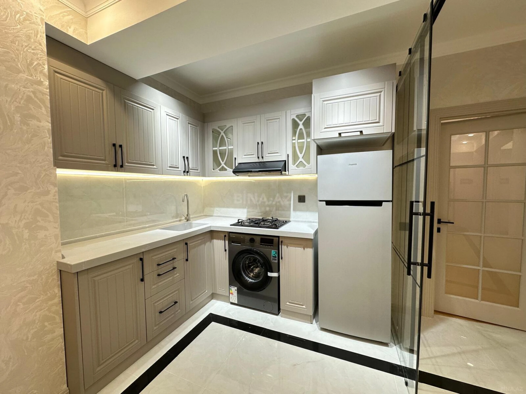 Satılır 3 otaqlı mənzil 74 m²