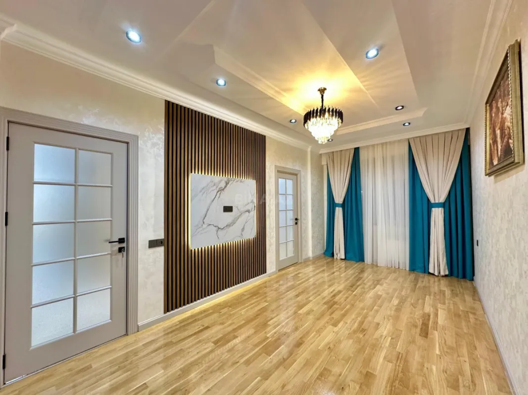 Satılır 3 otaqlı mənzil 74 m²