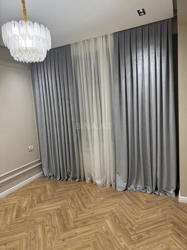 Satılır 2 otaqlı mənzil 80 m²