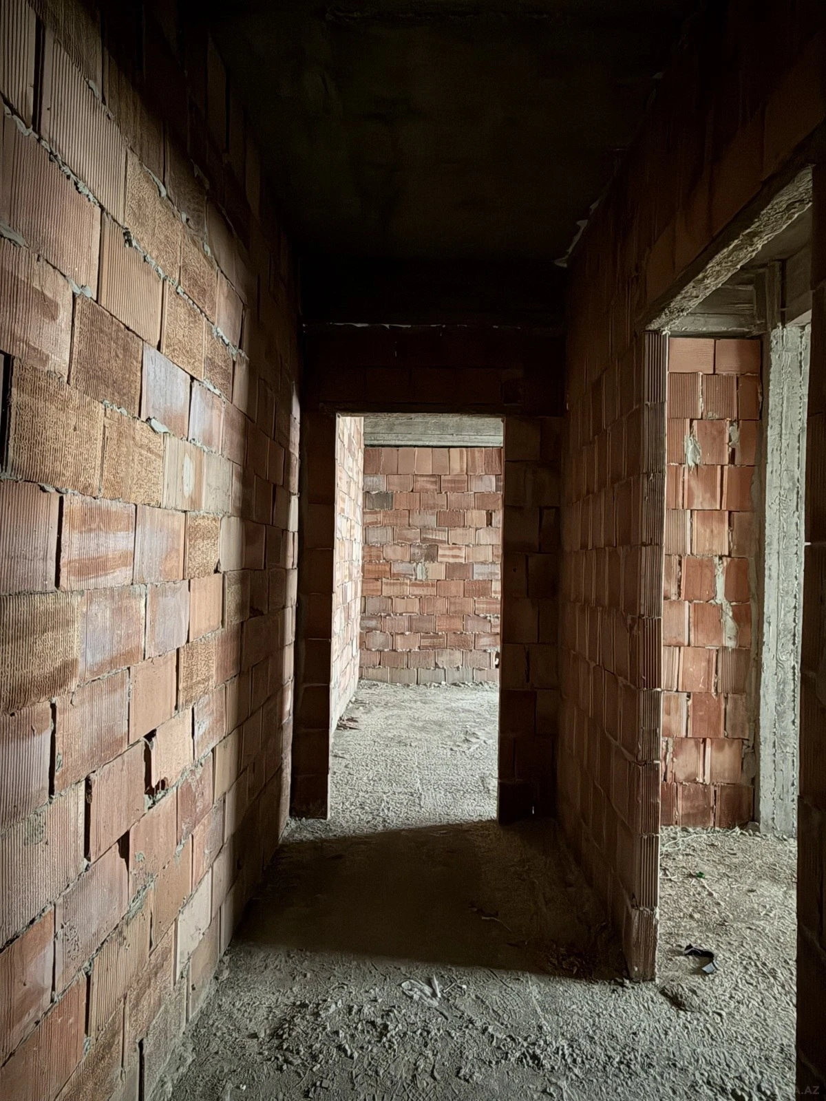 Satılır 2 otaqlı mənzil 78 m²