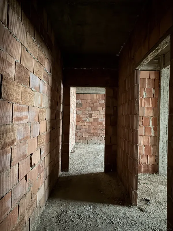 Satılır 2 otaqlı mənzil 78 m²