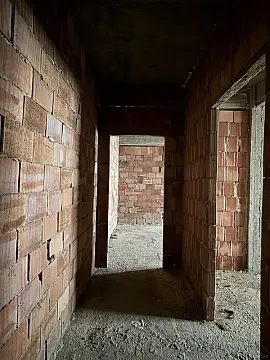 Satılır 2 otaqlı mənzil 78 m²