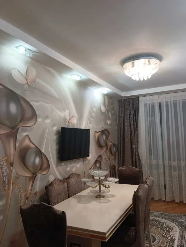 Satılır 2 otaqlı mənzil 52 m²