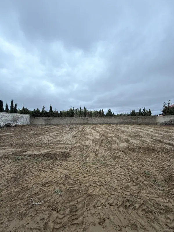 Satılır torpaq sahəsi 12 m²