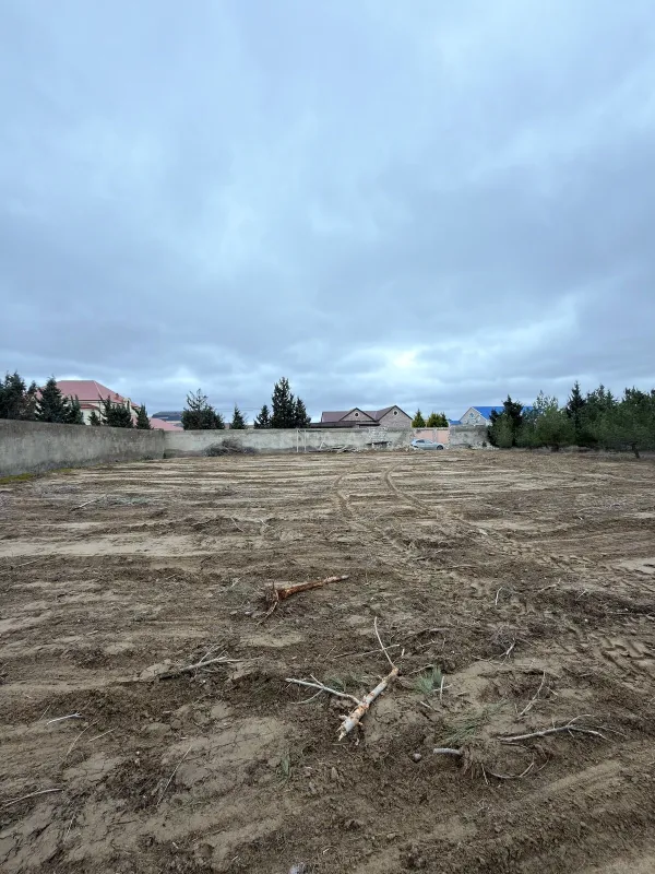 Satılır torpaq sahəsi 12 m²