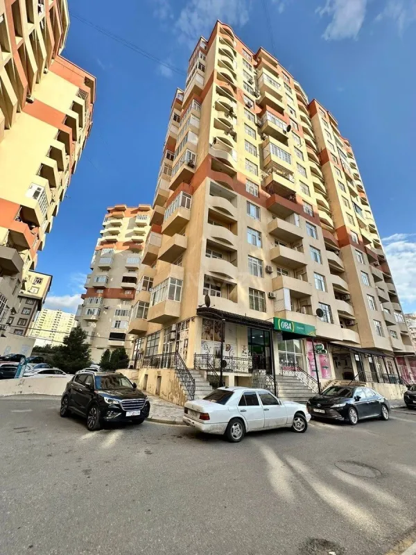 Satılır 3 otaqlı mənzil 86 m²