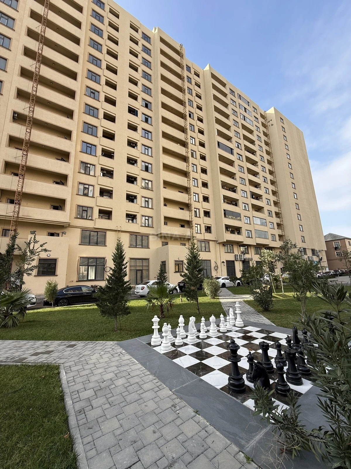 Satılır 2 otaqlı mənzil 53 m²