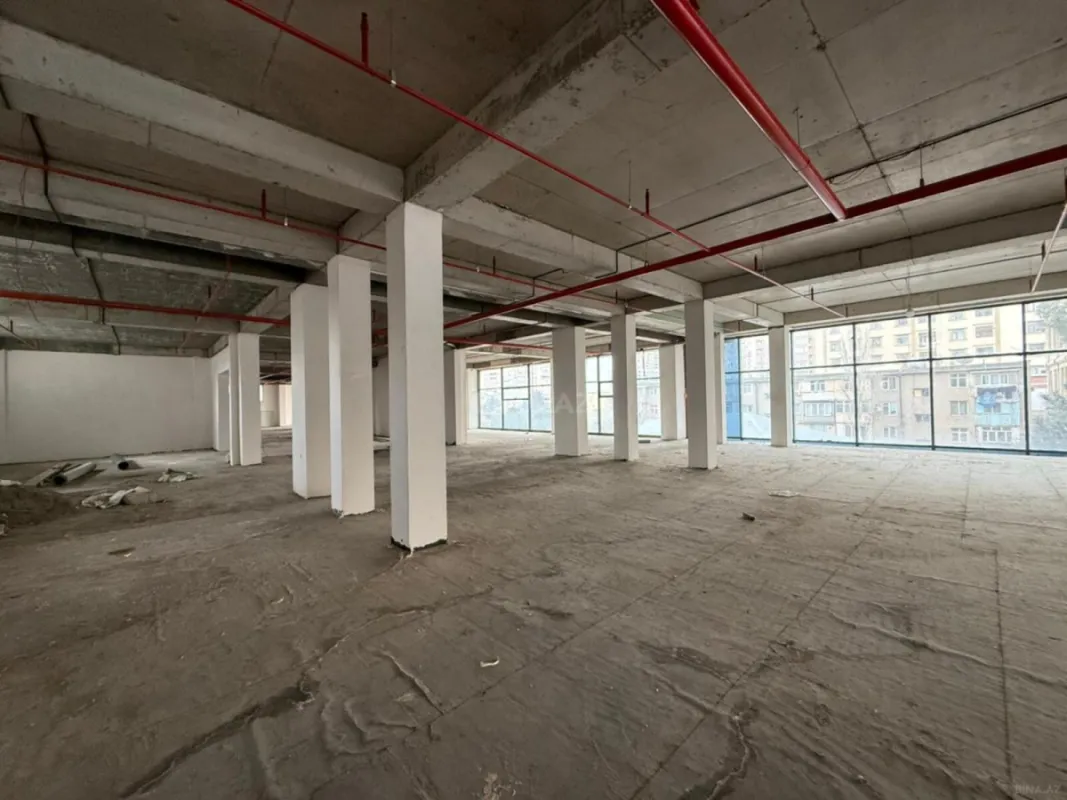 Satılır obyekt 1710 m²
