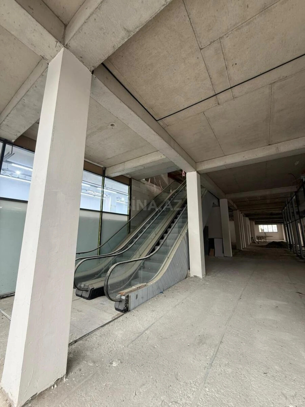 Satılır obyekt 1710 m²