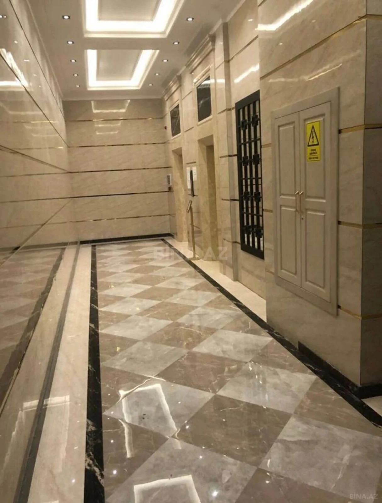 Satılır 2 otaqlı mənzil 60 m²