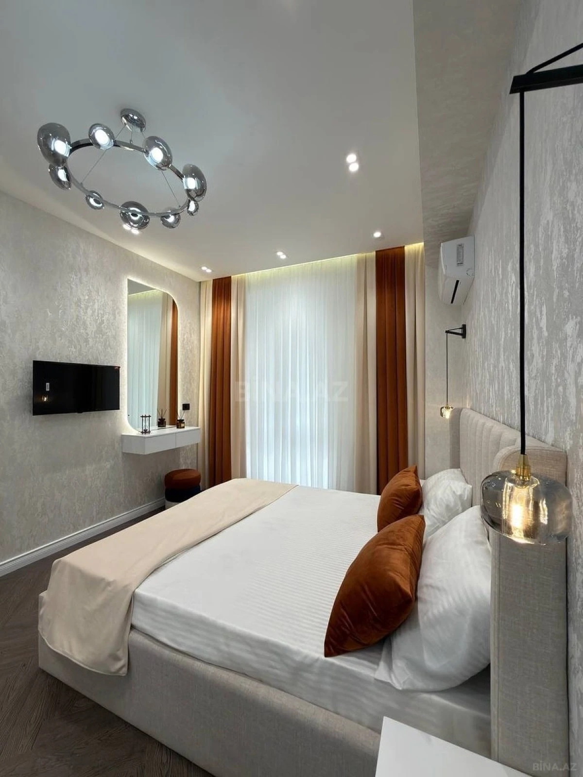 Satılır 2 otaqlı mənzil 60 m²