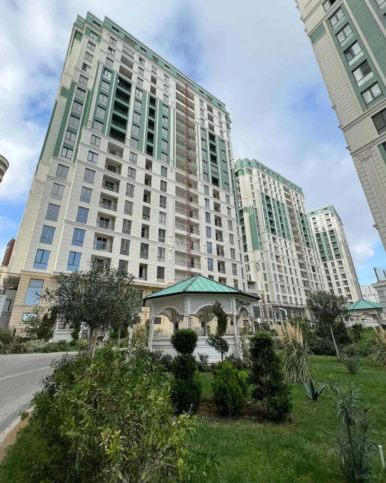 Satılır 2 otaqlı mənzil 60 m²