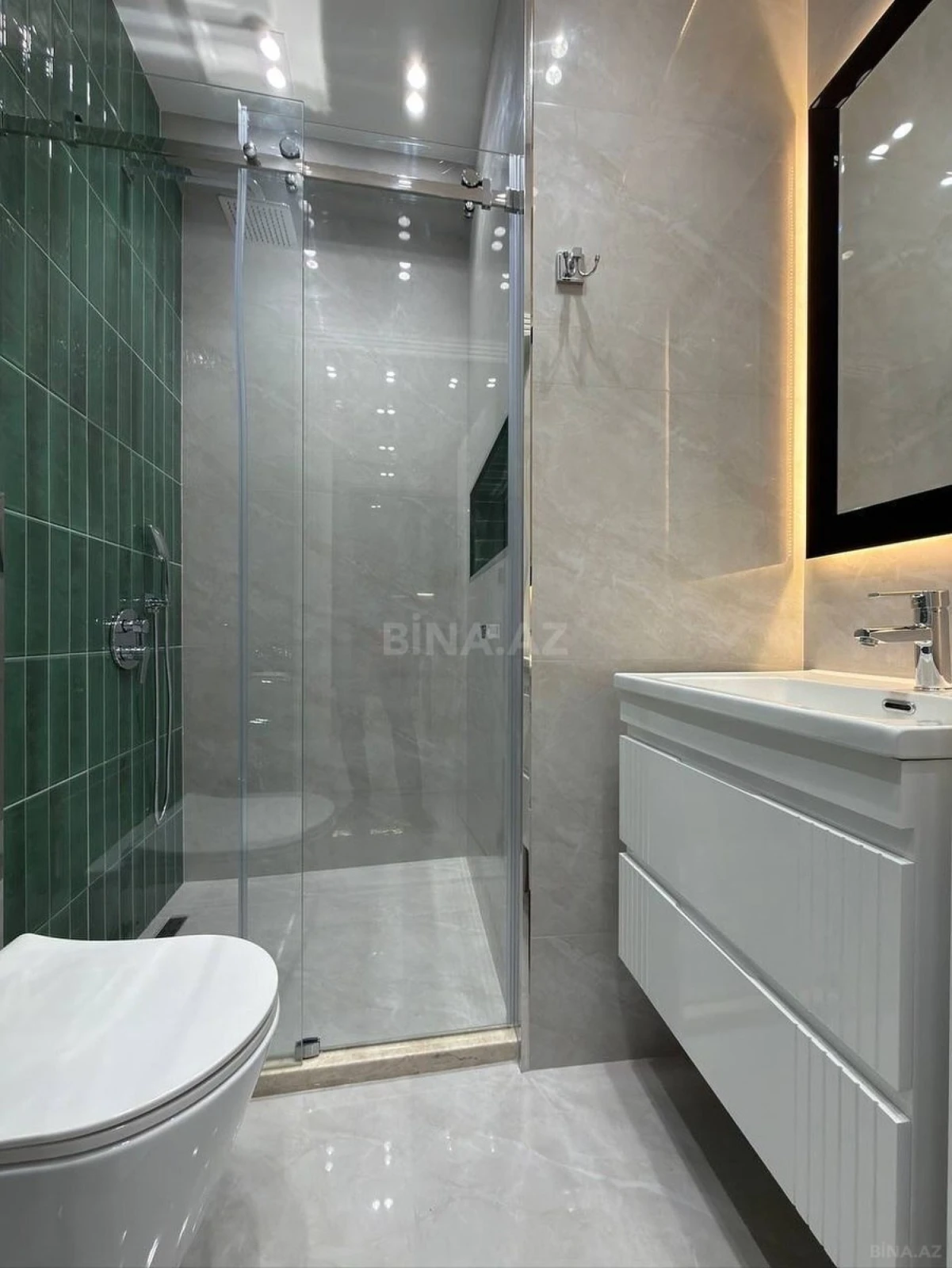 Satılır 2 otaqlı mənzil 60 m²