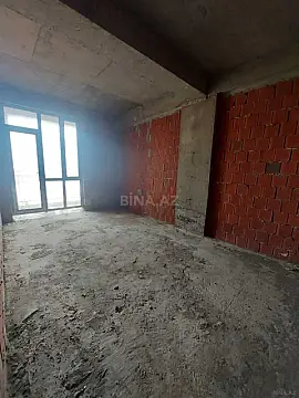 Satılır 2 otaqlı mənzil 83 m²