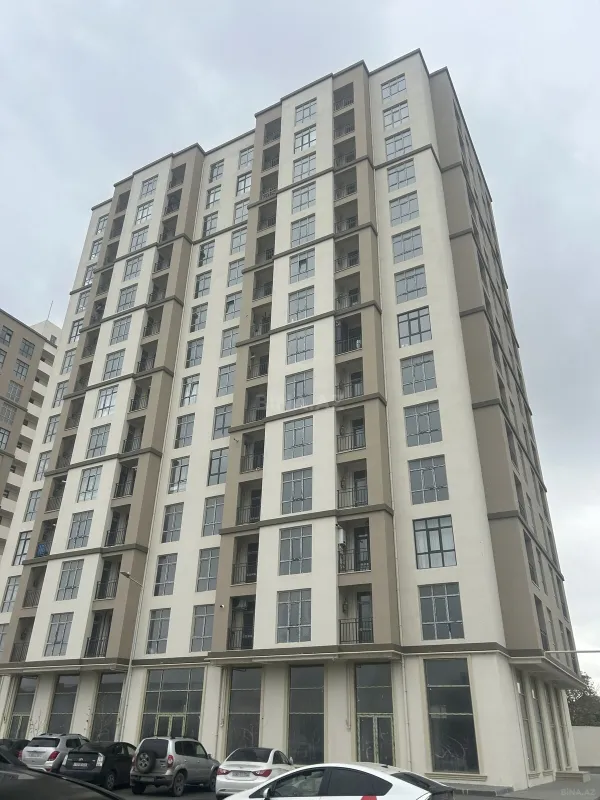 Satılır 2 otaqlı mənzil 83 m²