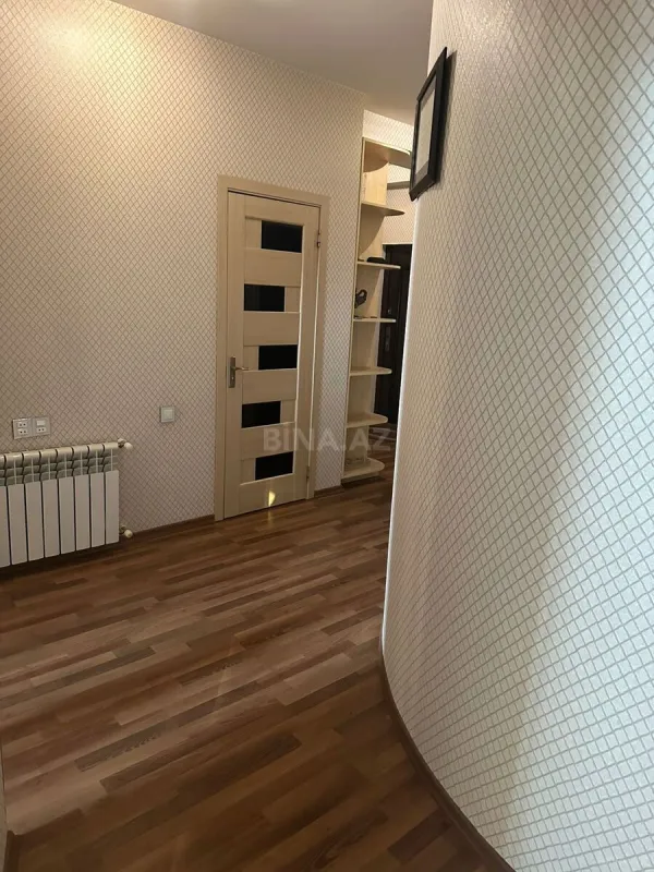 Satılır 2 otaqlı mənzil 70 m²