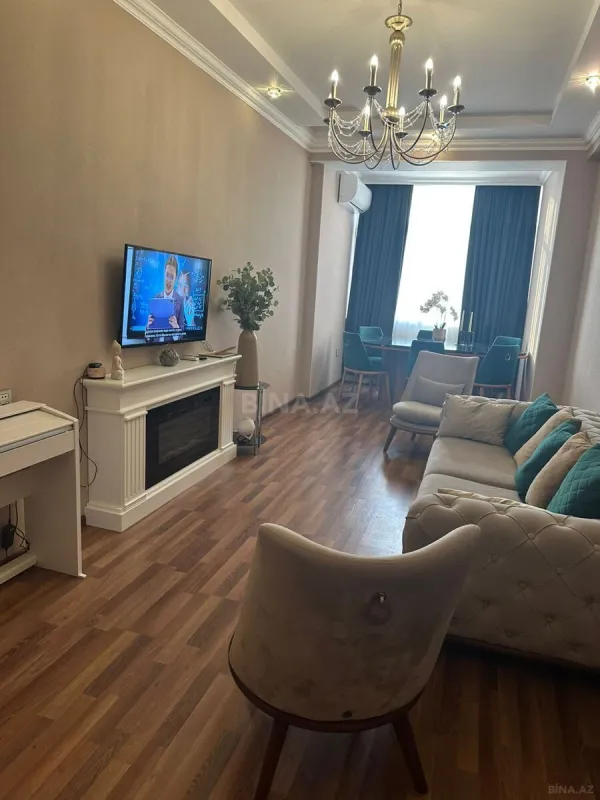 Satılır 2 otaqlı mənzil 70 m²