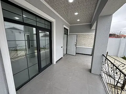 Satılır 3 otaqlı həyət evi 100 m²