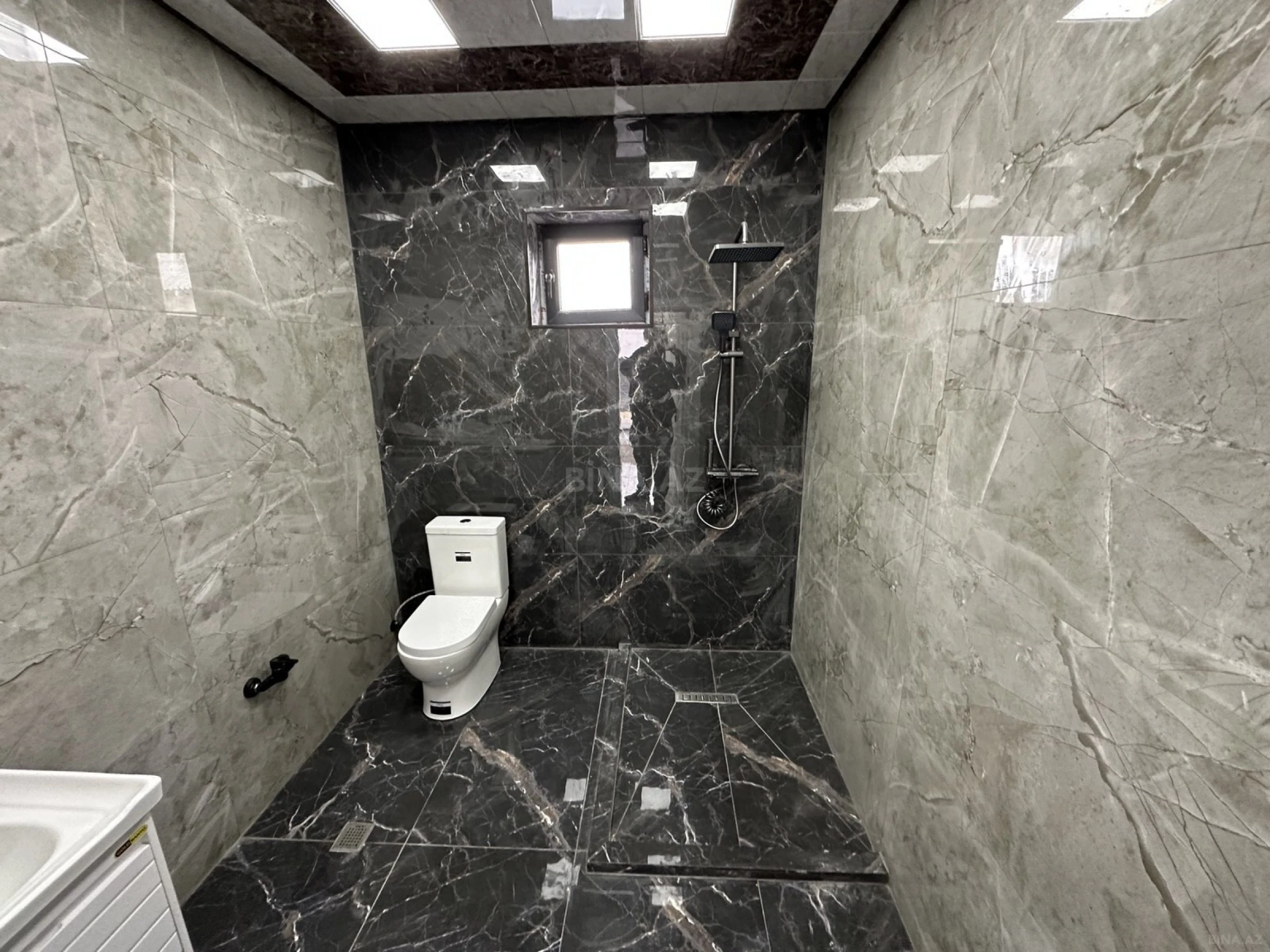 Satılır 3 otaqlı həyət evi 100 m²