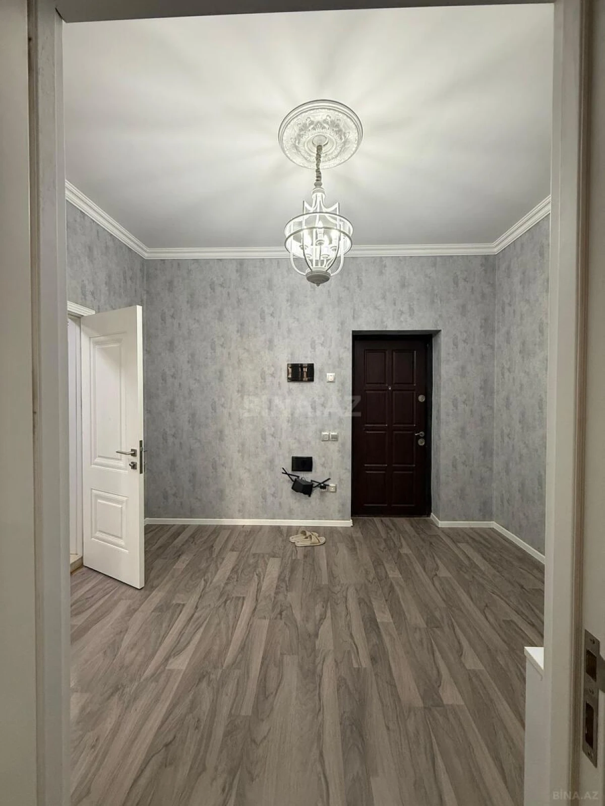 Kirayə verilir 2 otaqlı mənzil 70 m²
