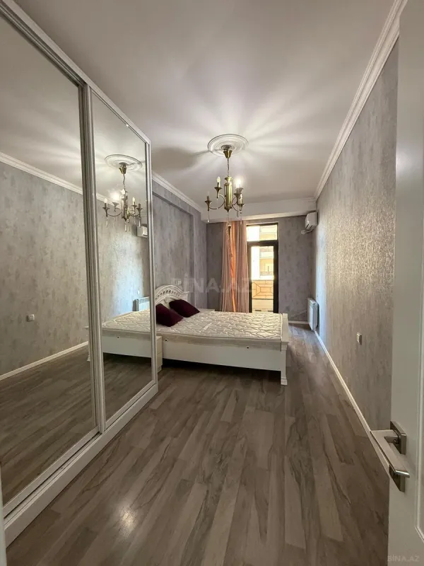 Kirayə verilir 2 otaqlı mənzil 70 m²