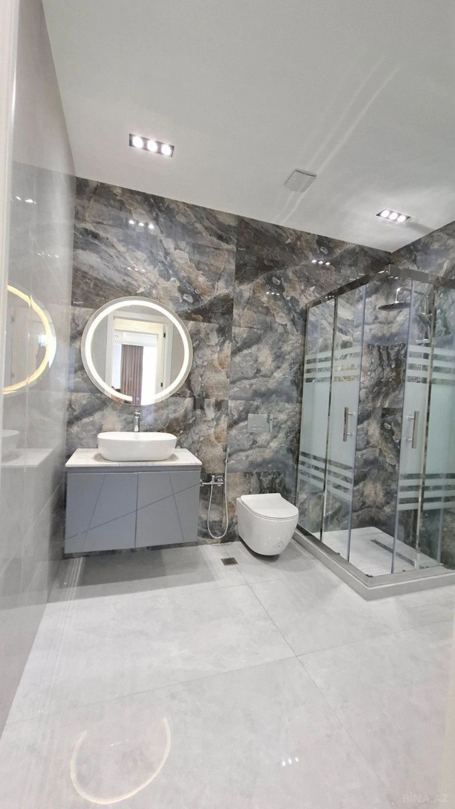 Satılır 3 otaqlı mənzil 100 m²