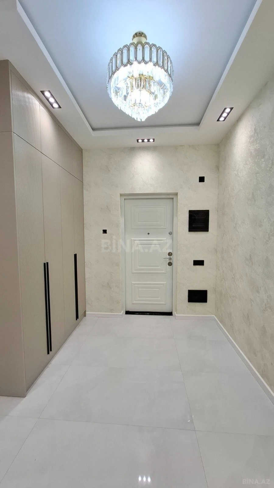 Satılır 3 otaqlı mənzil 100 m²