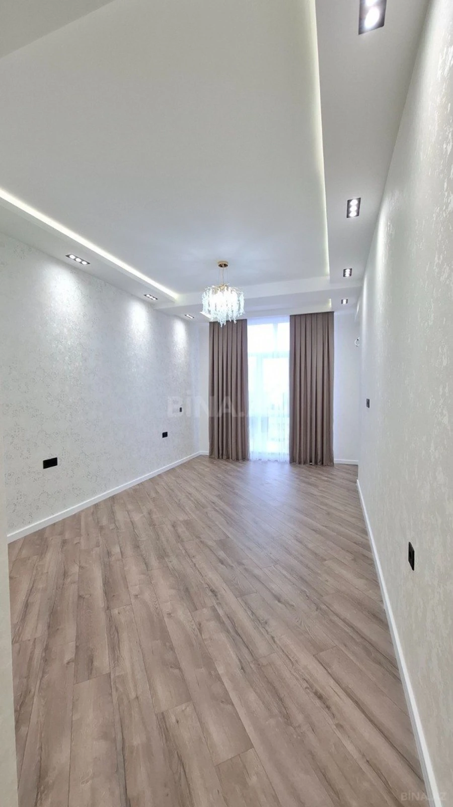Satılır 3 otaqlı mənzil 100 m²