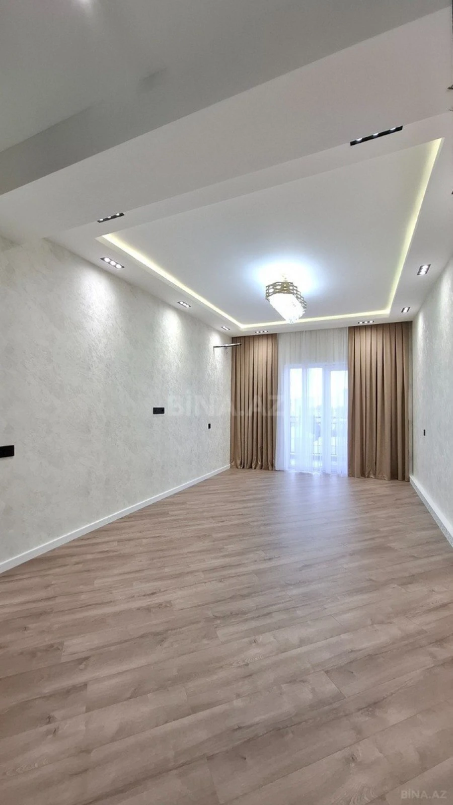 Satılır 3 otaqlı mənzil 100 m²