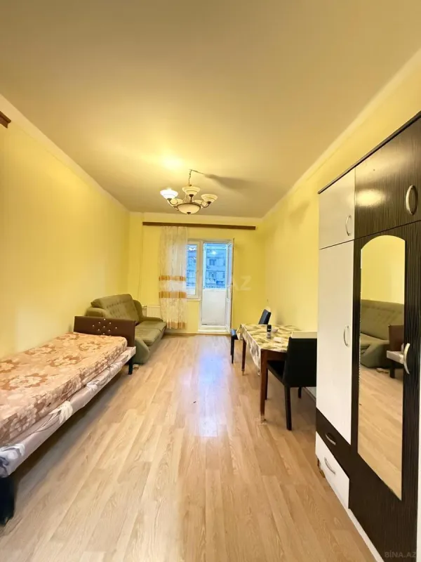 Satılır 1 otaqlı mənzil 45 m²