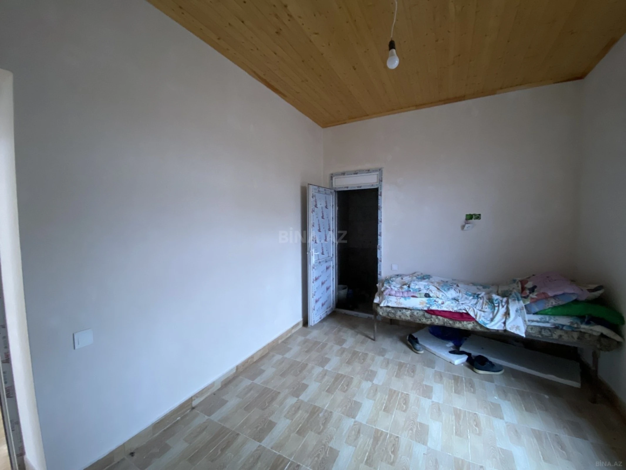 Satılır 7 otaqlı həyət evi 360 m²