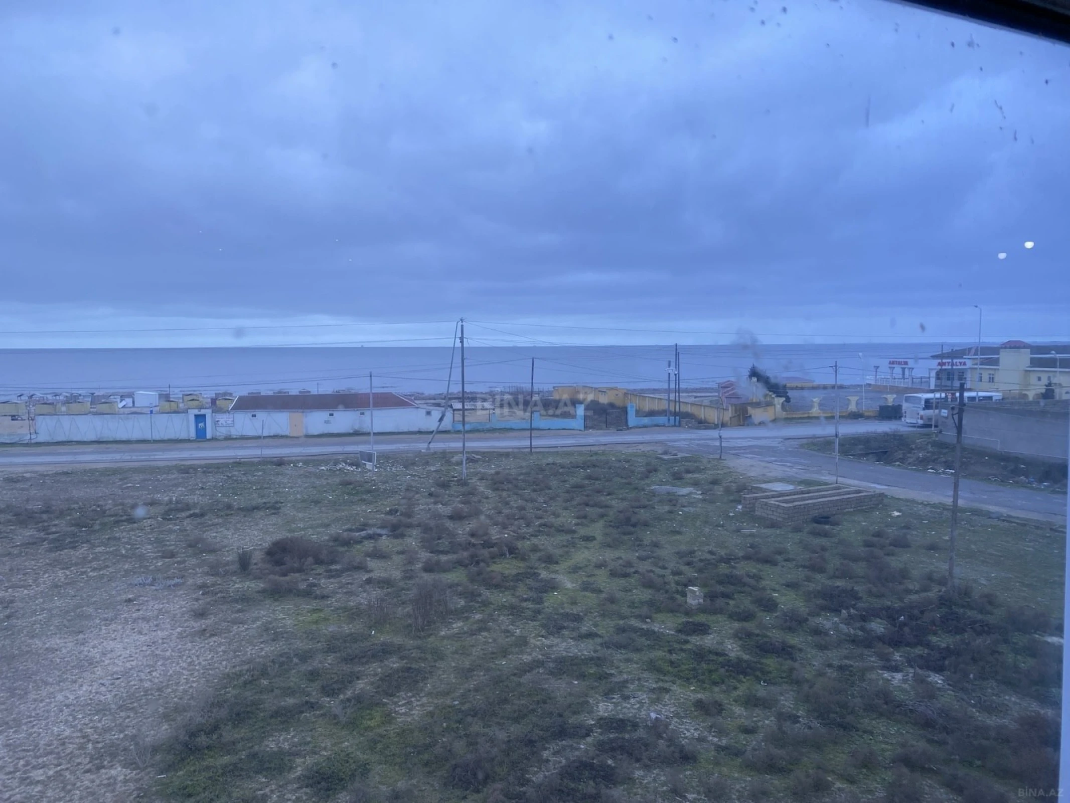 Satılır 7 otaqlı həyət evi 360 m²