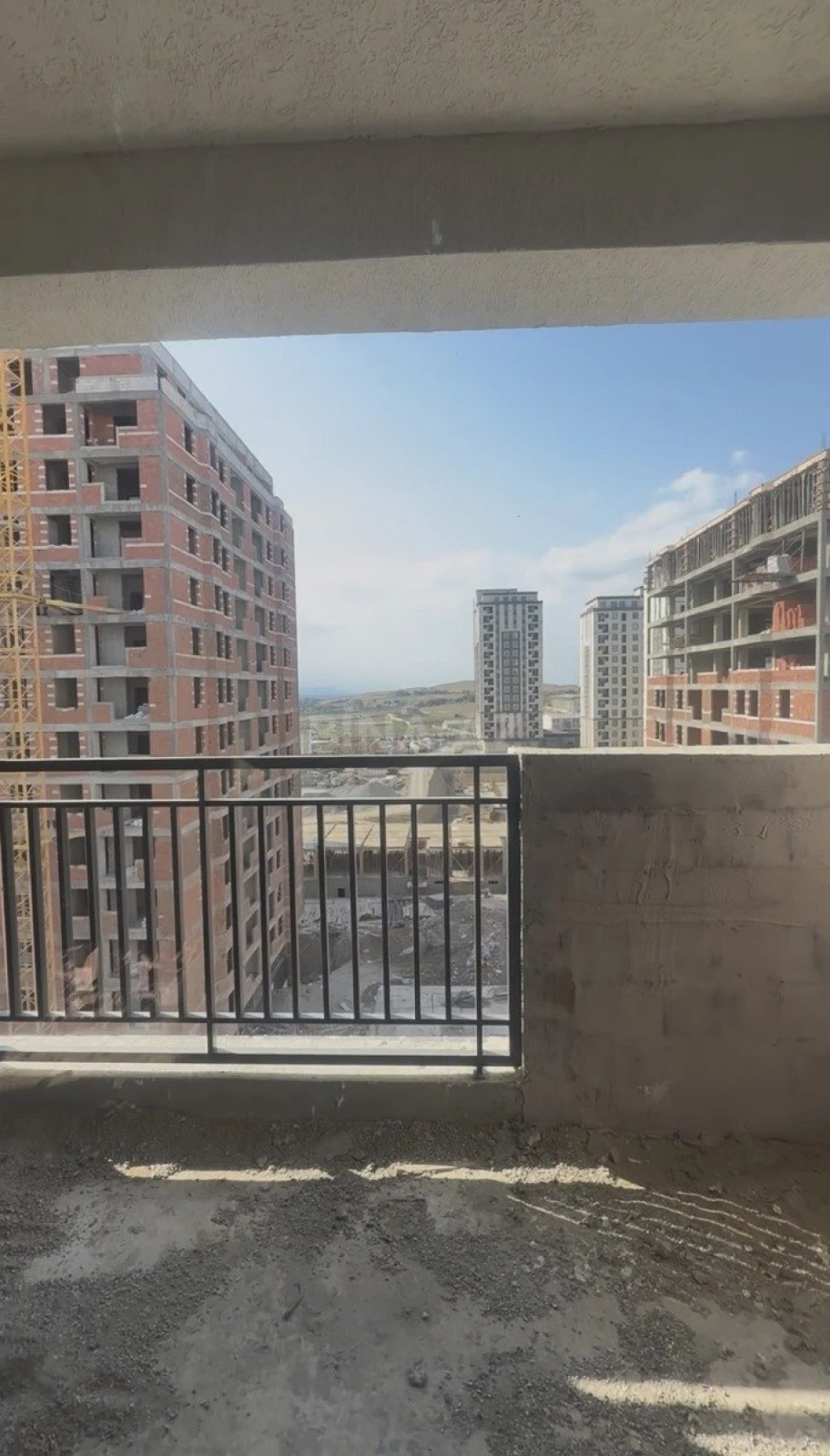 Satılır 3 otaqlı mənzil 106 m²