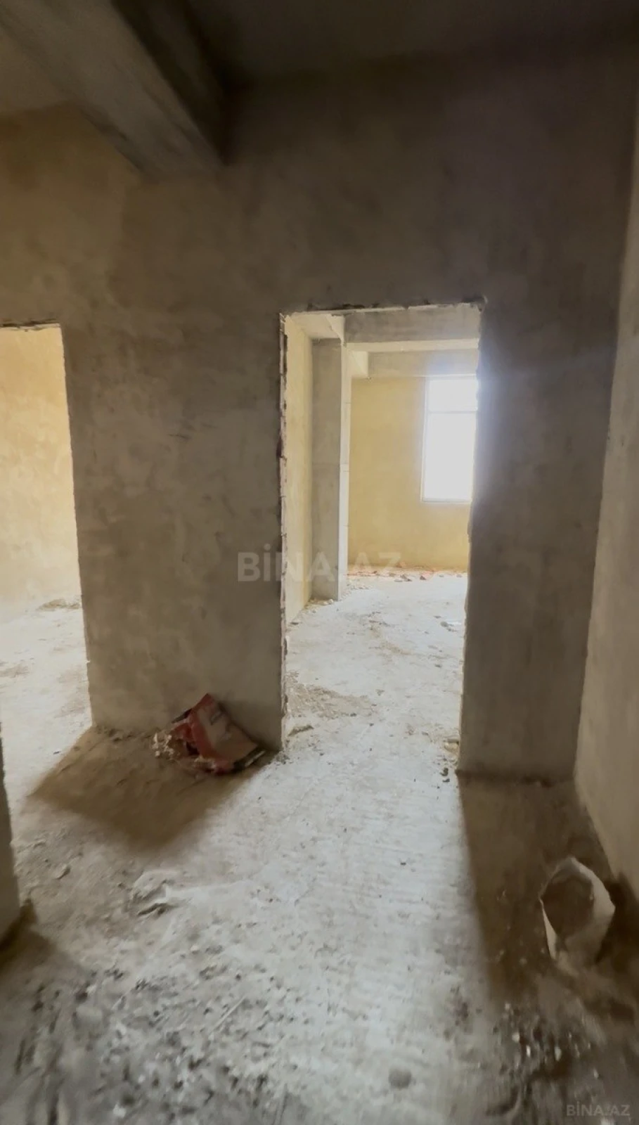 Satılır 3 otaqlı mənzil 106 m²