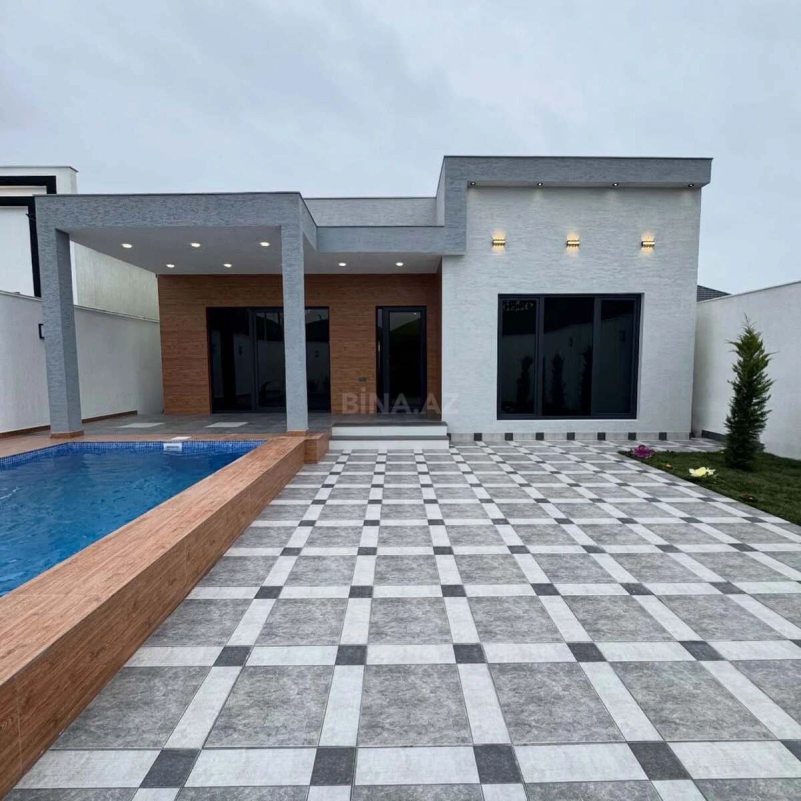 Satılır 4 otaqlı həyət evi 140 m²