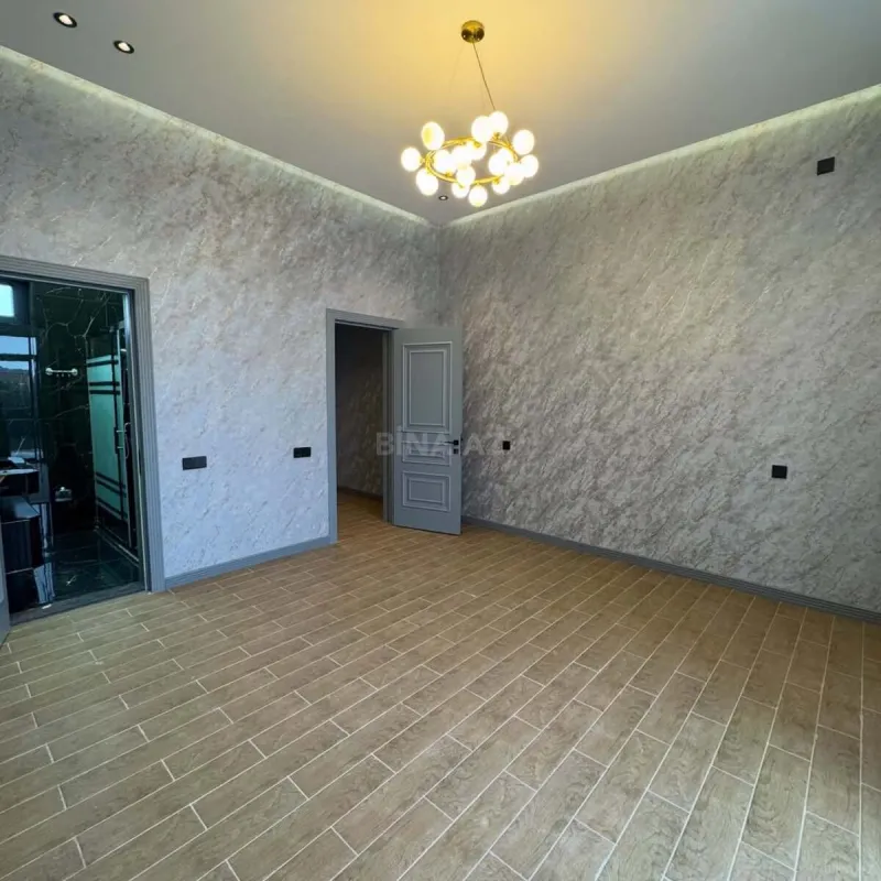 Satılır 5 otaqlı həyət evi 220 m²