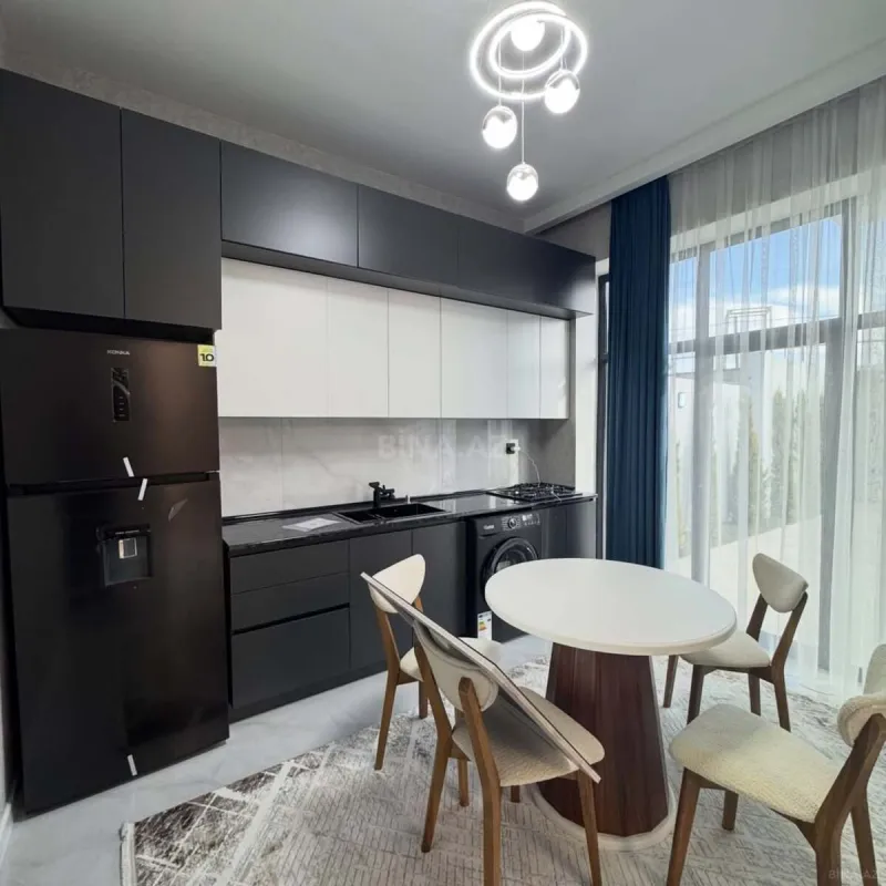 Satılır 4 otaqlı həyət evi 160 m²