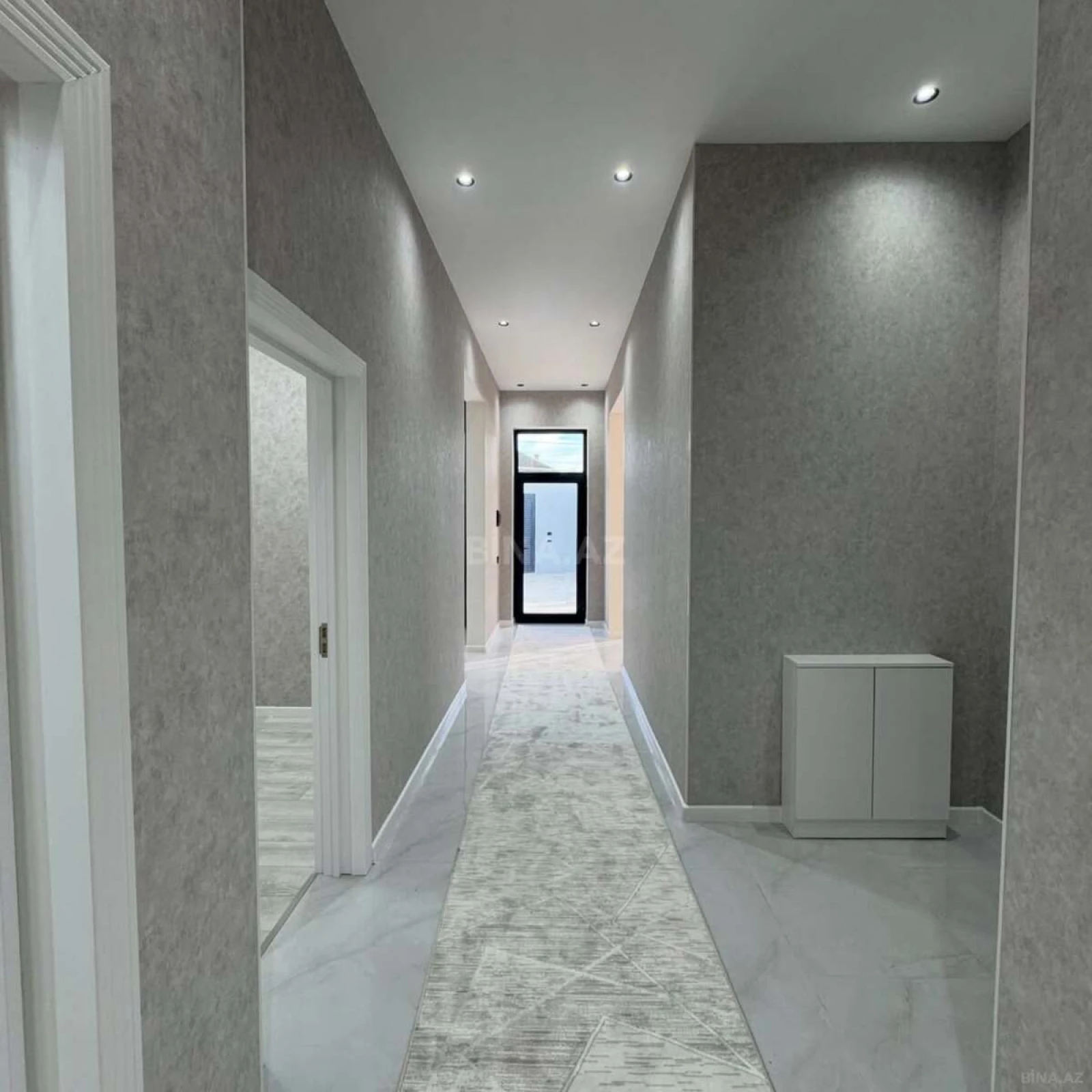 Satılır 4 otaqlı həyət evi 160 m²