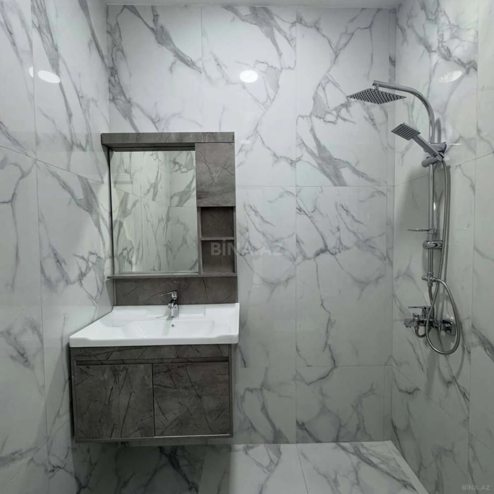 Satılır 4 otaqlı həyət evi 160 m²