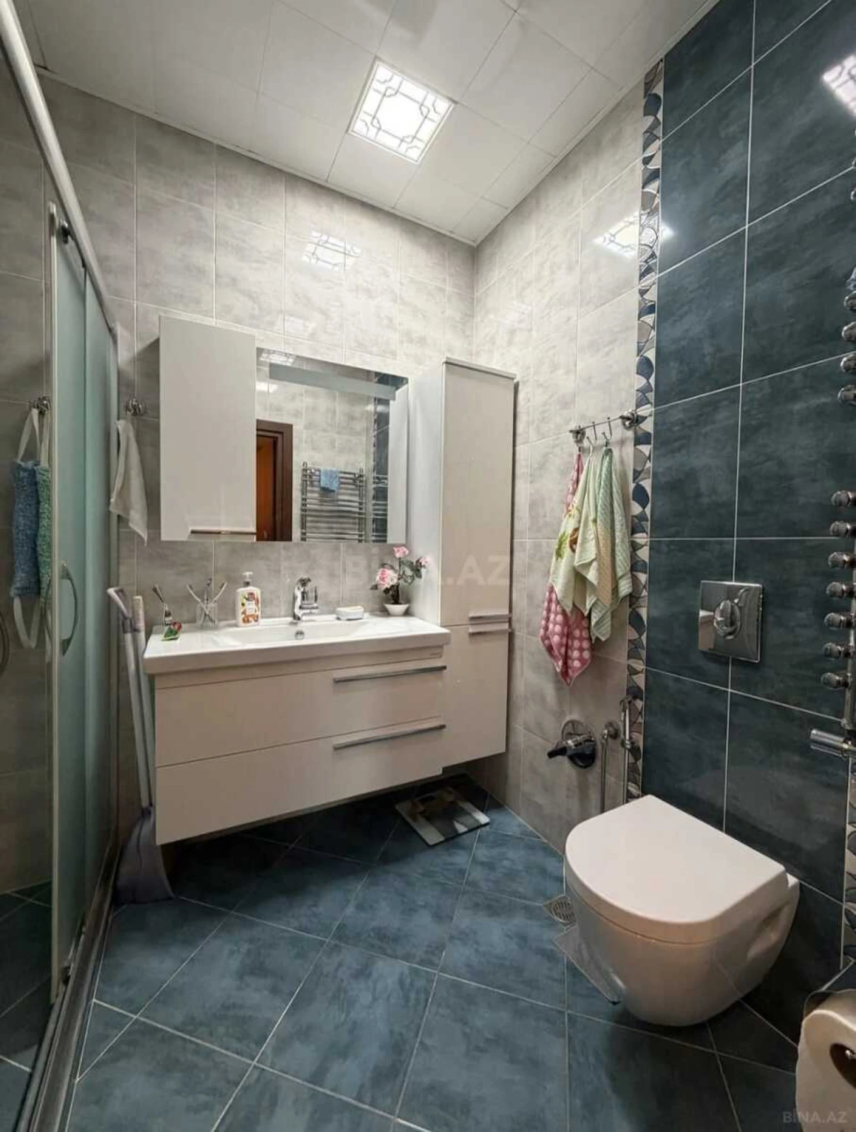 Satılır 2 otaqlı mənzil 90 m²