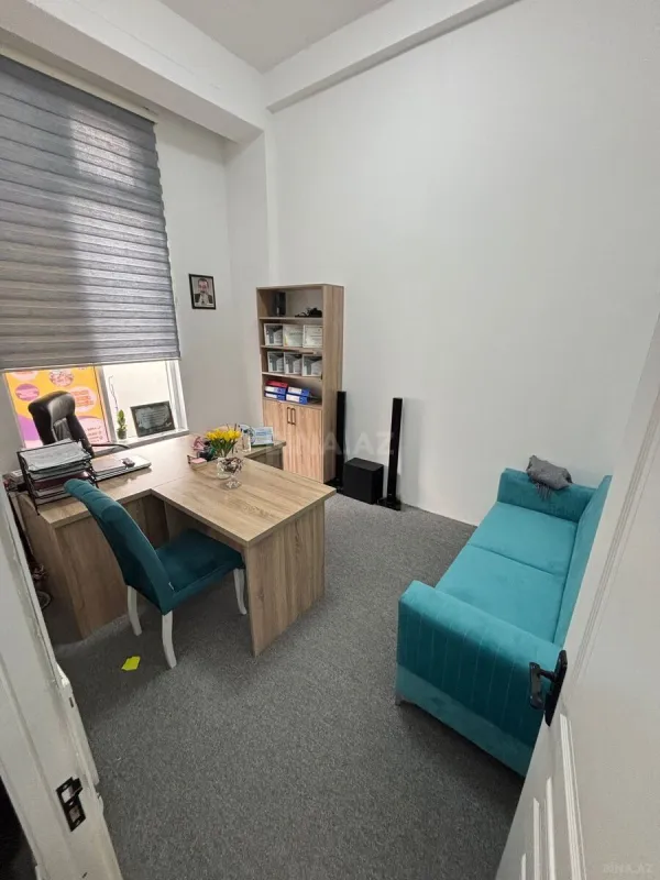 Satılır obyekt 332.1 m²