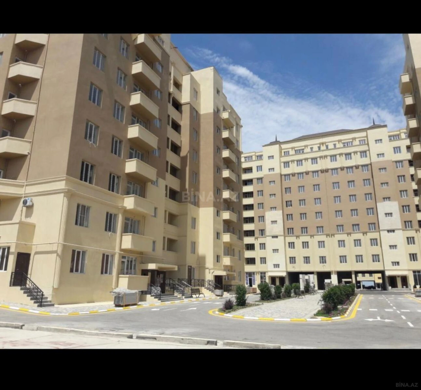 Satılır obyekt 332.1 m²