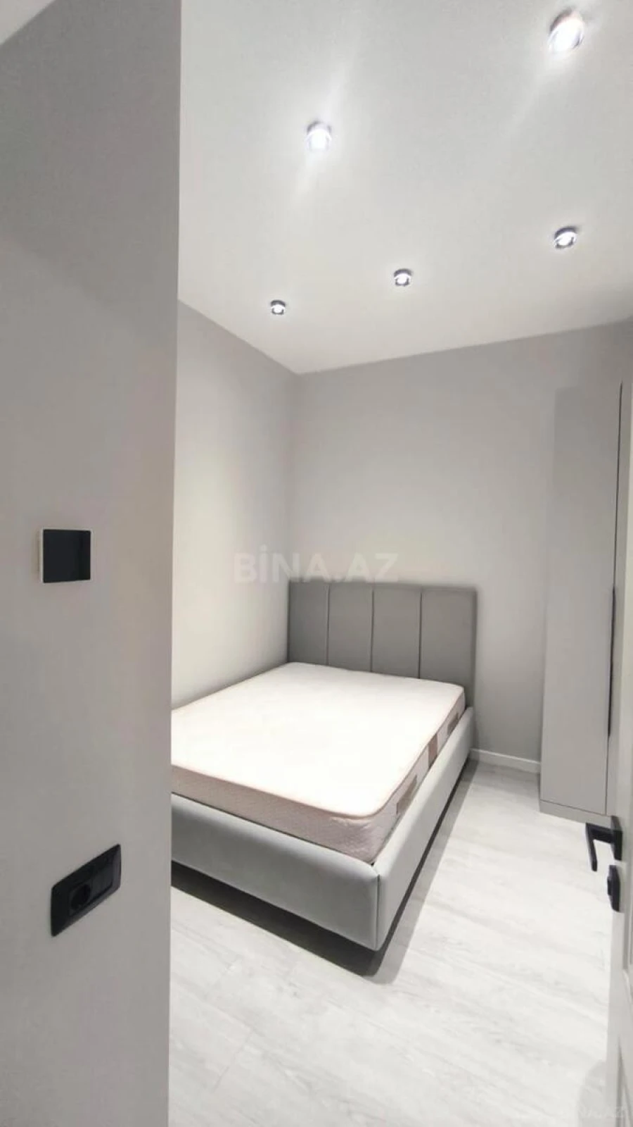 Satılır 3 otaqlı mənzil 92 m²