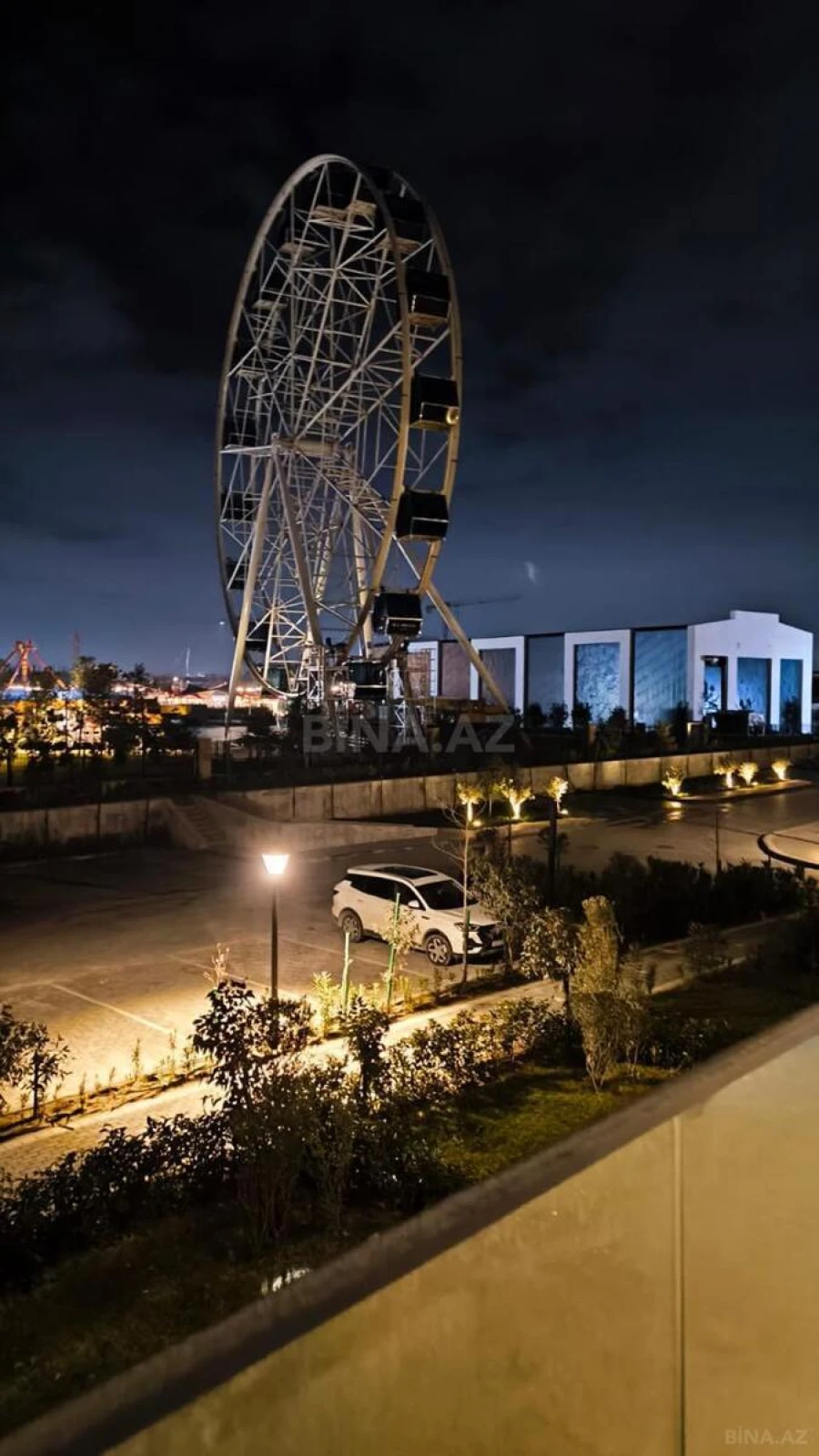 Satılır 3 otaqlı mənzil 92 m²