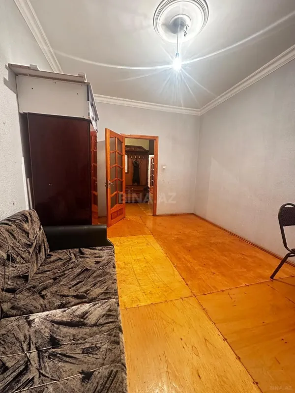Satılır 4 otaqlı mənzil 110 m²