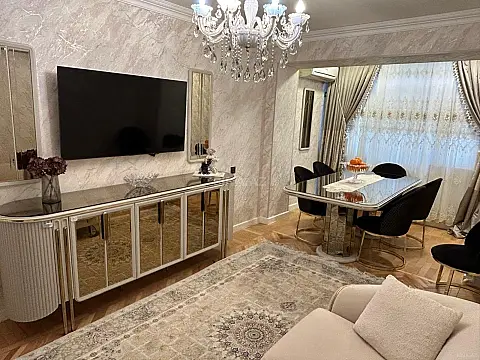 Satılır 2 otaqlı mənzil 70 m²