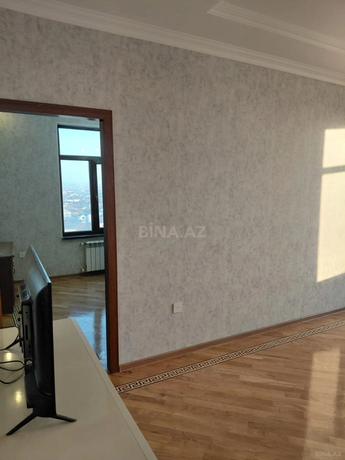 Kirayə verilir 3 otaqlı mənzil 99 m²
