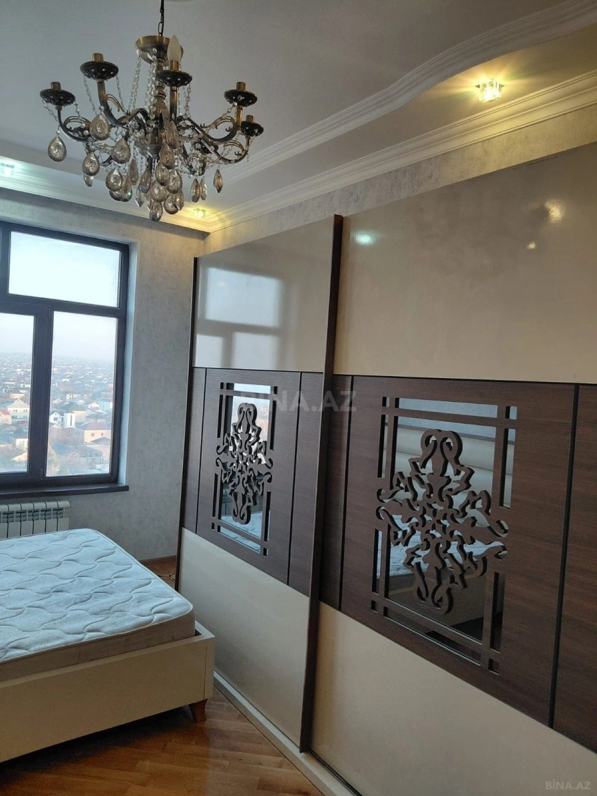 Kirayə verilir 3 otaqlı mənzil 99 m²