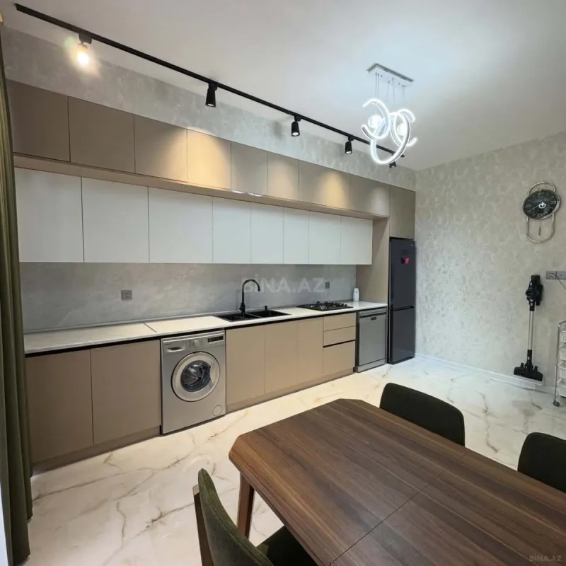 Satılır 4 otaqlı həyət evi 150 m²